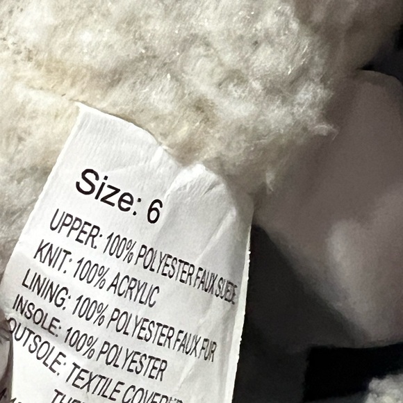 Mukluks Women’s Winter Sweater Boots - Picture 6 of 6